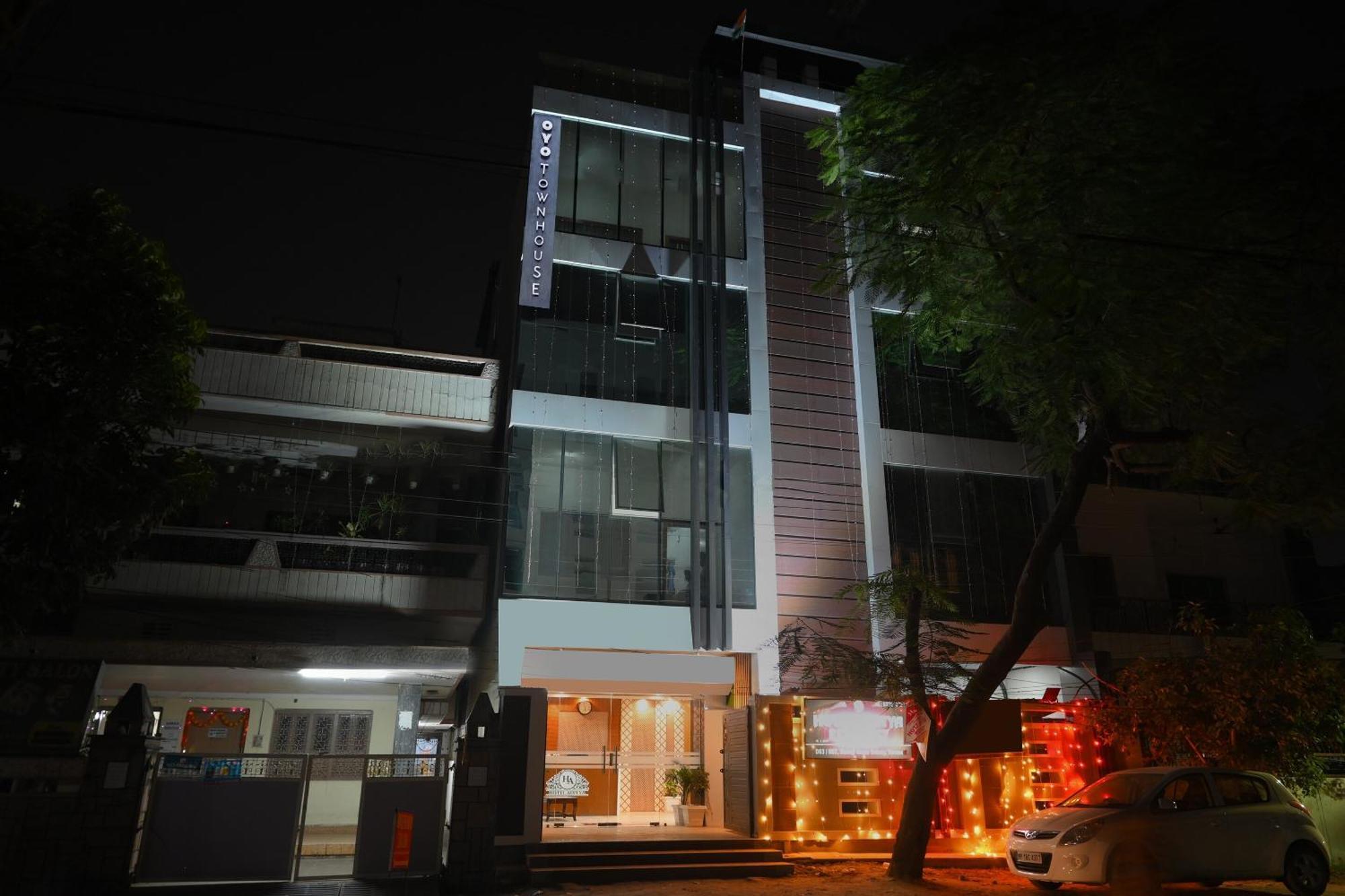 Townhouse Oak Hotel Ar Ganges Premium バラナシ エクステリア 写真